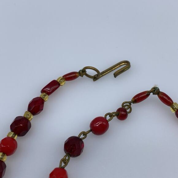 Vintage Venetian Red Glass Wedding Cake Graduated Bead Necklace Adjustable - Picture 5 of 15